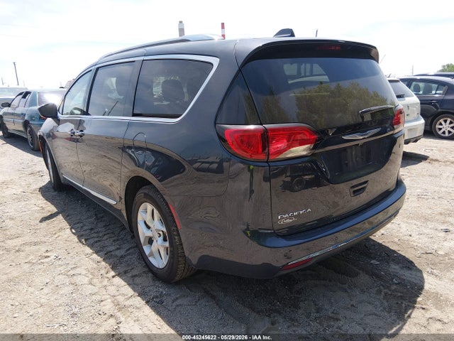 45245622 :رقم المزاد ، 2C4RC1EG4LR242049 vin ، 2020 Chrysler Pacifica Touring L Plus مزاد بيع