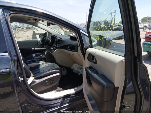 45245622 :رقم المزاد ، 2C4RC1EG4LR242049 vin ، 2020 Chrysler Pacifica Touring L Plus مزاد بيع