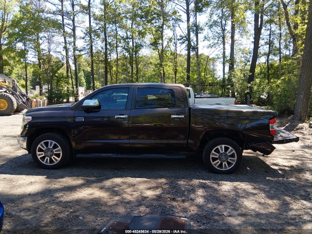 Продаж на аукціоні авто 2019 Toyota Tundra 1794 5.7l V8, vin: 5TFAY5F10KX825525, номер лоту: 45245634
