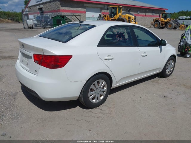 45245638 :رقم المزاد ، KNAFU4A22D5713543 vin ، 2013 Kia Forte Ex مزاد بيع