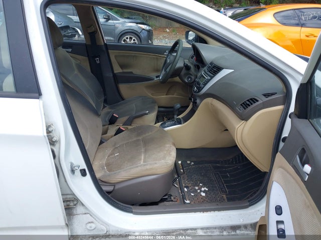 45245644 :رقم المزاد ، KMHCT4AE5DU507072 vin ، 2013 Hyundai Accent Gls مزاد بيع