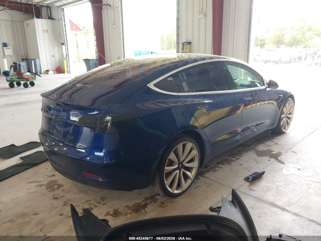 Tesla Model 3 Long Range/performance 2018 5YJ3E1EB2JF148426 Image 4