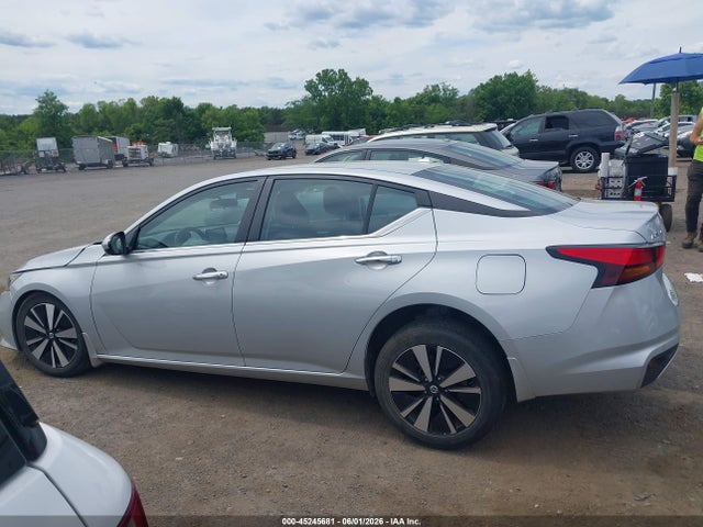 2021 Nissan Altima Sv Fwd მანქანა იყიდება აუქციონზე, vin: 1N4BL4DV5MN415438, აუქციონის ნომერი: 45245681