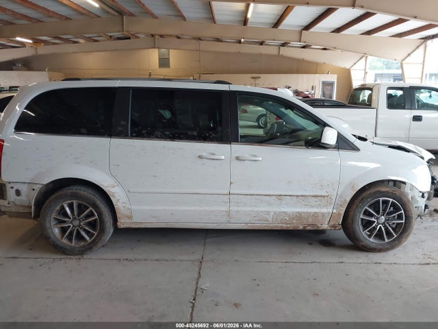 2016 Dodge Grand Caravan Sxt მანქანა იყიდება აუქციონზე, vin: 2C4RDGCG2GR220110, აუქციონის ნომერი: 45245692