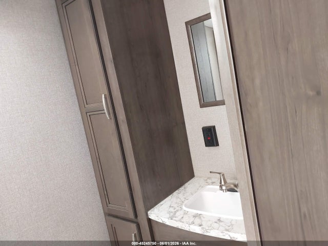 Продажа на аукционе авто 2020 Jayco Jayflight Slx, vin: 1UJBJ0BMXL1730194, номер лота: 45245750