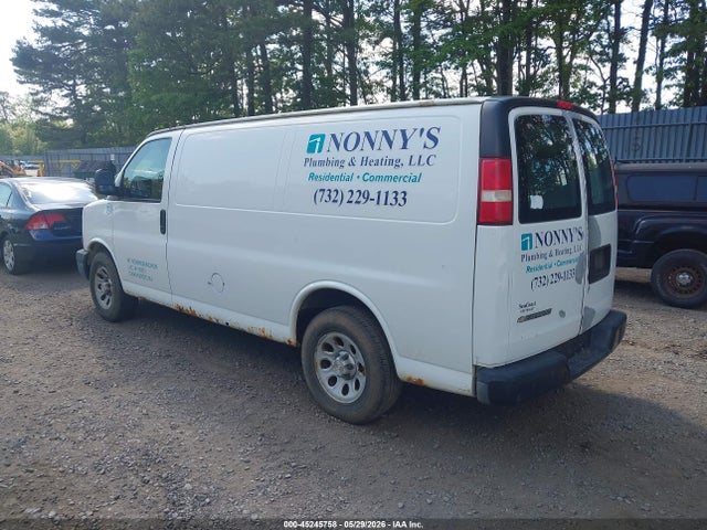 45245758 :رقم المزاد ، 1GCFG15X191101864 vin ، 2009 Chevrolet Express 1500 Work Van مزاد بيع