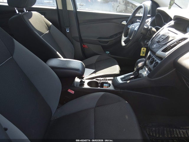 2013 Ford Focus Se მანქანა იყიდება აუქციონზე, vin: 1FADP3K2XDL231964, აუქციონის ნომერი: 45245774