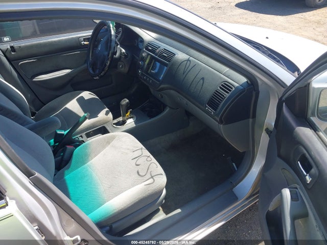 Продажа на аукционе авто 2002 Honda Civic Ex, vin: 2HGES267X2H549978, номер лота: 45245792