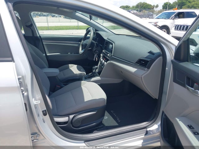 5NPD74LF1KH487154 Hyundai ELANTRA SE