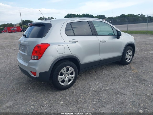 3GNCJKSB3KL110302 Chevrolet TRAX LS