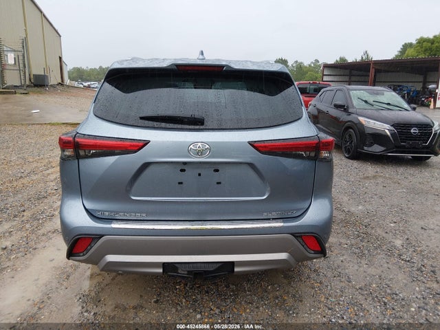 Toyota Highlander Platinum 2022 5TDFZRAH5NS126240 Image 16