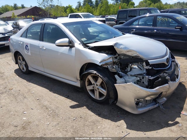 2014 4T1BF1FK0EU347829 zdjęcie główne