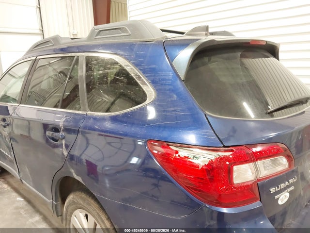 Продажа на аукционе авто 2017 Subaru Outback 2.5i Premium, vin: 4S4BSACC9H3396241, номер лота: 45245909