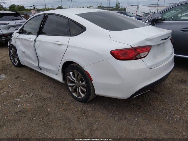 45245950 :رقم المزاد ، 1C3CCCBB3FN552953 vin ، 2015 Chrysler 200 S مزاد بيع