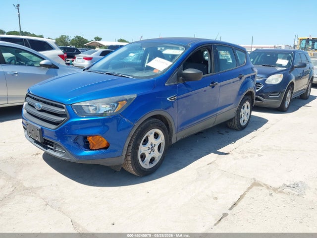 Продажа на аукционе авто 2018 Ford Escape S, vin: 1FMCU0F78JUC33975, номер лота: 45245979
