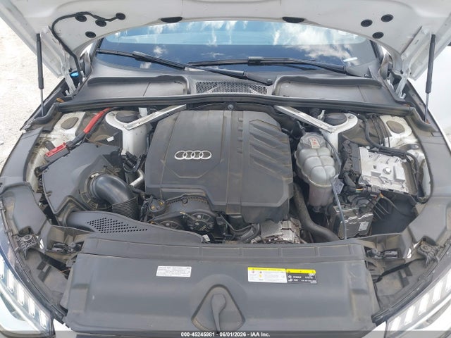 2022 Audi A4 Premium Plus 45 Tfsi S Line Quattro S Tronic მანქანა იყიდება აუქციონზე, vin: WAUEAAF40NN008576, აუქციონის ნომერი: 45245981