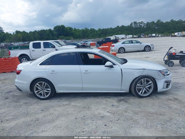 2022 Audi A4 Premium Plus 45 Tfsi S Line Quattro S Tronic მანქანა იყიდება აუქციონზე, vin: WAUEAAF40NN008576, აუქციონის ნომერი: 45245981