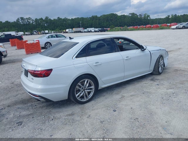 2022 Audi A4 Premium Plus 45 Tfsi S Line Quattro S Tronic მანქანა იყიდება აუქციონზე, vin: WAUEAAF40NN008576, აუქციონის ნომერი: 45245981