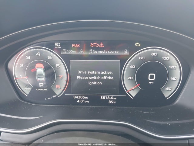 2022 Audi A4 Premium Plus 45 Tfsi S Line Quattro S Tronic მანქანა იყიდება აუქციონზე, vin: WAUEAAF40NN008576, აუქციონის ნომერი: 45245981