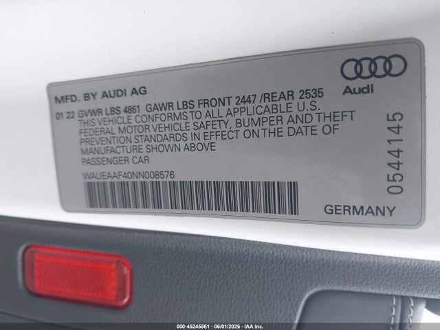 2022 Audi A4 Premium Plus 45 Tfsi S Line Quattro S Tronic მანქანა იყიდება აუქციონზე, vin: WAUEAAF40NN008576, აუქციონის ნომერი: 45245981