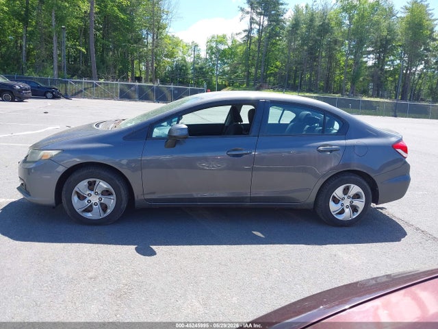 45245995 :رقم المزاد ، 2HGFB2F50DH593865 vin ، 2013 Honda Civic Lx مزاد بيع