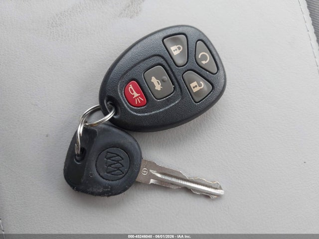 45246040 :رقم المزاد ، 1G4HC5EM6BU141715 vin ، 2011 Buick Lucerne Cxl مزاد بيع