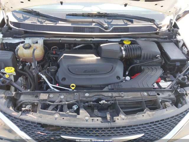 2020 Chrysler Voyager Lxi მანქანა იყიდება აუქციონზე, vin: 2C4RC1DG2LR262432, აუქციონის ნომერი: 45246046