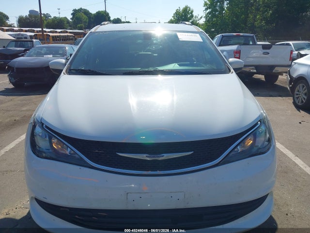 2020 Chrysler Voyager Lxi მანქანა იყიდება აუქციონზე, vin: 2C4RC1DG2LR262432, აუქციონის ნომერი: 45246046