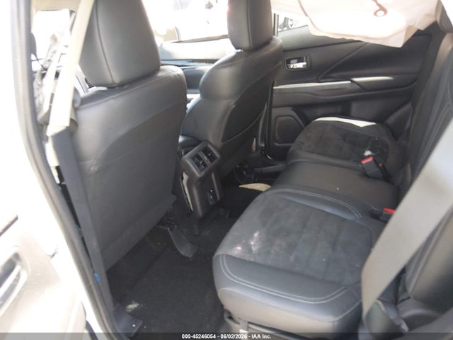 2020 Mitsubishi Outlander Le 2.4/se 2.4/sel 2.4/sp 2.4 მანქანა იყიდება აუქციონზე, vin: JA4AD3A32LZ046359, აუქციონის ნომერი: 45246054