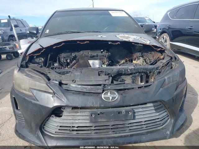 45246065 :رقم المزاد ، JTKJF5C79FJ001782 vin ، 2015 Scion Tc مزاد بيع