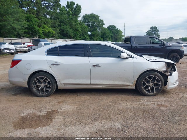 Продаж на аукціоні авто 2016 Buick Lacrosse Sport Touring, vin: 1G4G45G37GF258700, номер лоту: 45246138