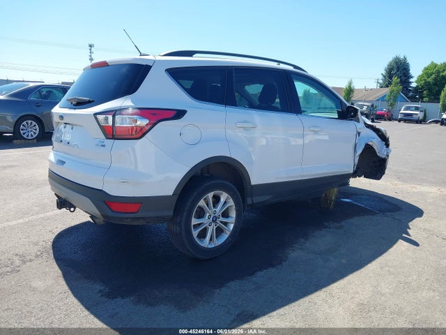 Ford ESCAPE SE 2018 1FMCU9GD5JUA87060 Image 4