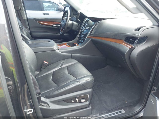 Продаж на аукціоні авто 2016 Cadillac Escalade Esv Luxury Collection, vin: 1GYS4HKJ7GR342224, номер лоту: 45246196