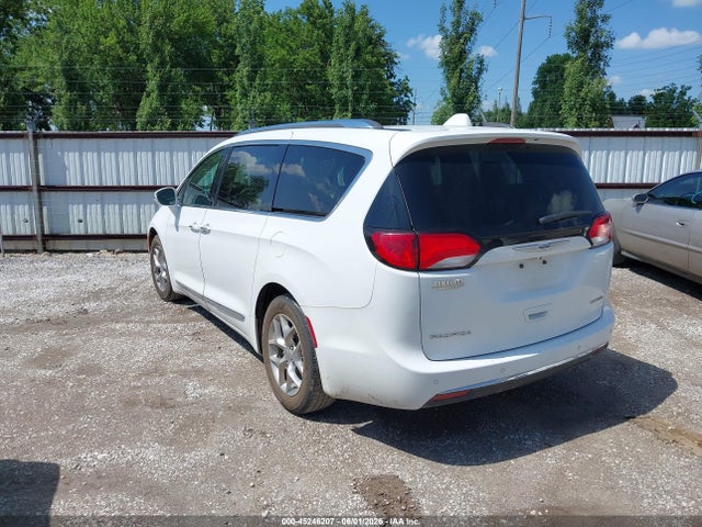 2018 Chrysler Pacifica Limited მანქანა იყიდება აუქციონზე, vin: 2C4RC1GG5JR251532, აუქციონის ნომერი: 45246207