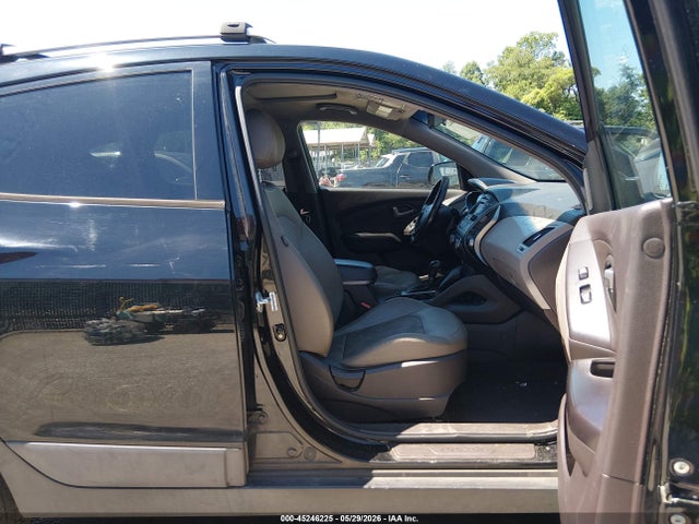 45246225 :رقم المزاد ، KM8JU3AGXFU037396 vin ، 2015 Hyundai Tucson Se مزاد بيع