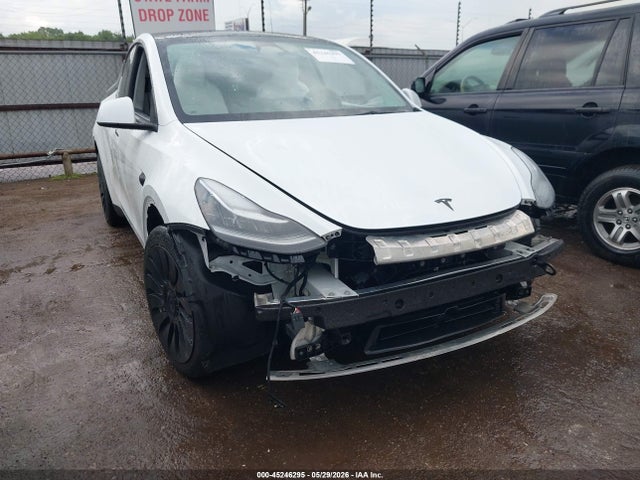 2023 Tesla Model Y Awd/long Range Dual Motor All-wheel Drive მანქანა იყიდება აუქციონზე, vin: 7SAYGDEE1PA147501, აუქციონის ნომერი: 45246295