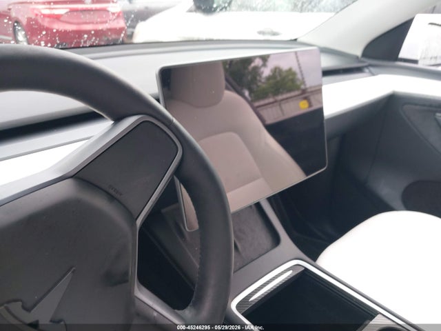 2023 Tesla Model Y Awd/long Range Dual Motor All-wheel Drive მანქანა იყიდება აუქციონზე, vin: 7SAYGDEE1PA147501, აუქციონის ნომერი: 45246295