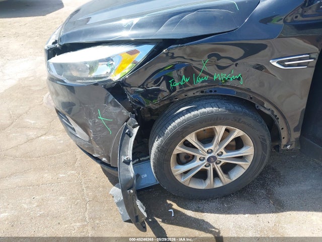 Auction sale of the 2018 Ford Escape Se, vin: 1FMCU9GD1JUA83586, lot number: 45246365