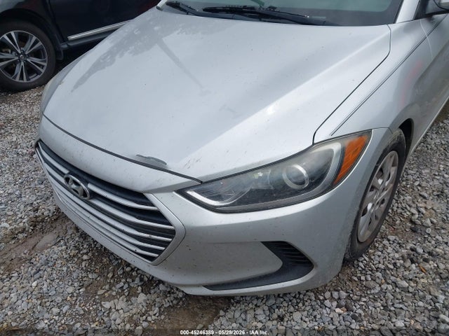 Hyundai ELANTRA SE 2018 5NPD74LF8JH376101 Image 6