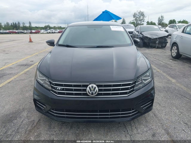 Продажа на аукционе авто 2017 Volkswagen Passat 1.8t R-line, vin: 1VWDT7A37HC051898, номер лота: 45246396