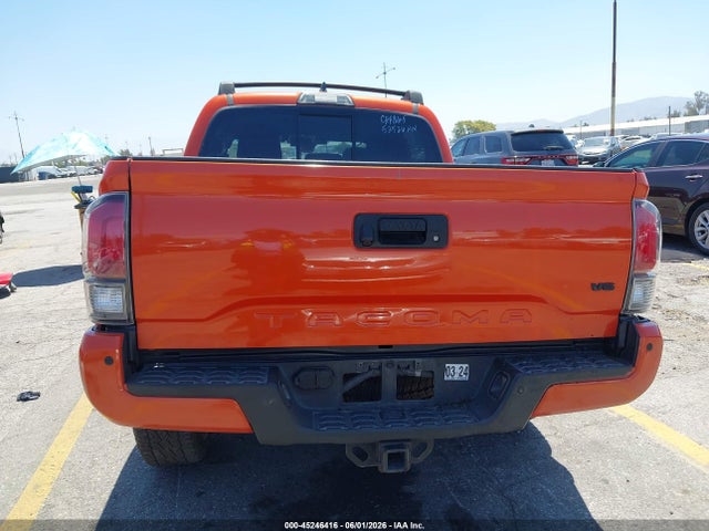 5TFCZ5AN3JX149084 Toyota Tacoma Trd Off Road