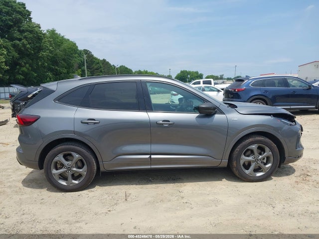 45246470 :رقم المزاد ، 1FMCU9MN3PUA01542 vin ، 2023 Ford Escape St-line مزاد بيع
