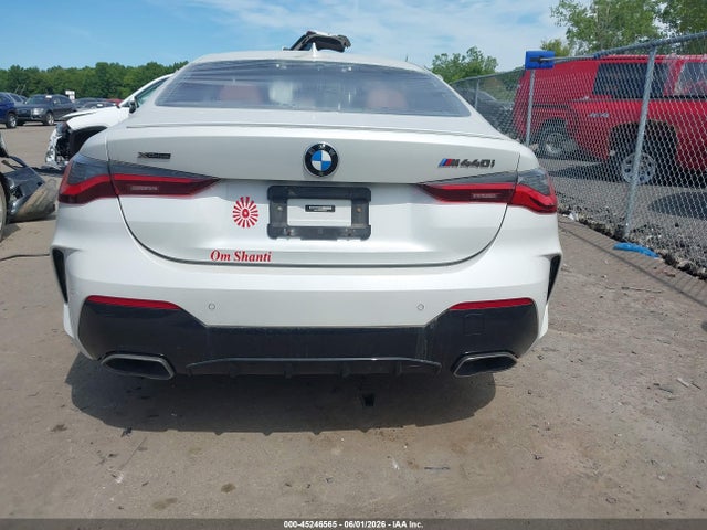 45246565 :رقم المزاد ، WBA13AR01NCK00361 vin ، 2022 Bmw M440i Xdrive مزاد بيع