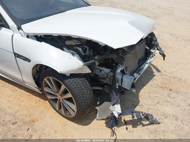 45246567 :رقم المزاد ، SAJAF4GX5JCP37659 vin ، 2018 Jaguar Xe 30t R-sport مزاد بيع