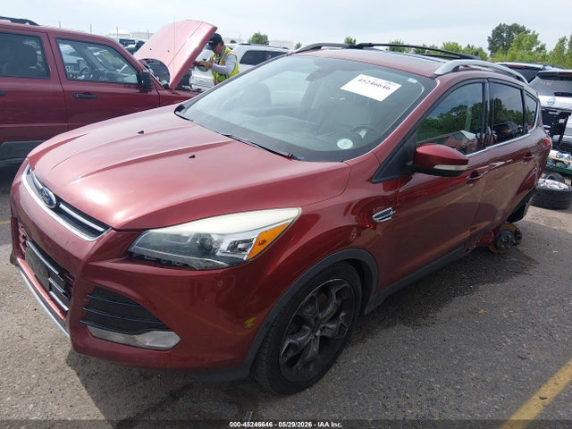 Ford Escape Titanium 2015 1FMCU9J98FUB49062 Image 2
