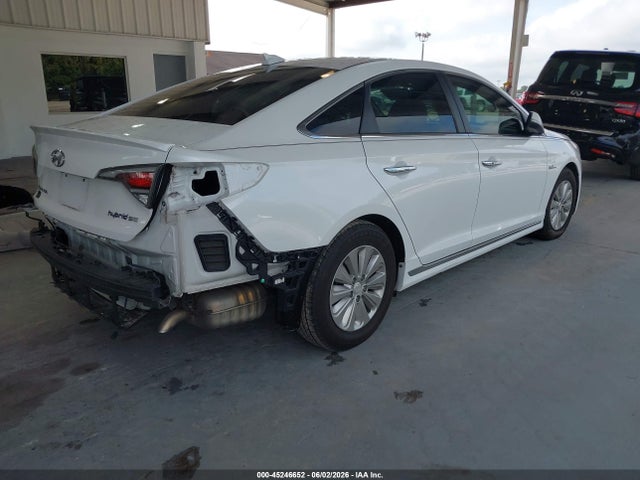 Продажа на аукционе авто 2017 Hyundai Sonata Hybrid Se, vin: KMHE24L19HA054071, номер лота: 45246652