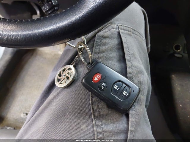 Продаж на аукціоні авто 2012 Toyota Prius Plug-in Advanced, vin: JTDKN3DP5C3013980, номер лоту: 45246700