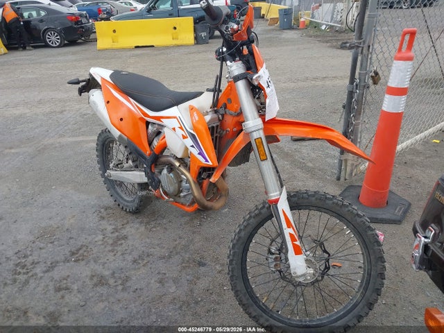 KTM 500 Exc-f Six Days 2023 VBKEXK406PM447473 zdjęcie główne