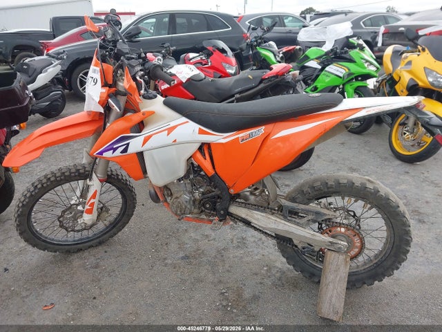KTM 500 Exc-f Six Days 2023 VBKEXK406PM447473 Image 13