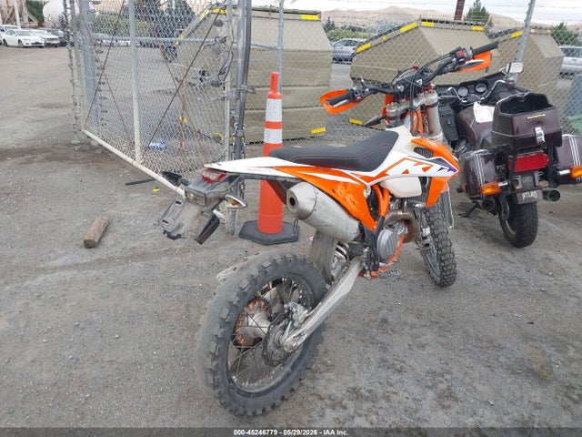 KTM 500 Exc-f Six Days 2023 VBKEXK406PM447473 Image 4